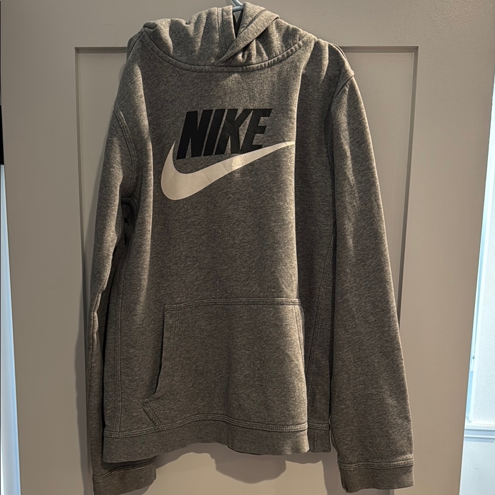 Nike- Gray Kids Hoodie XL